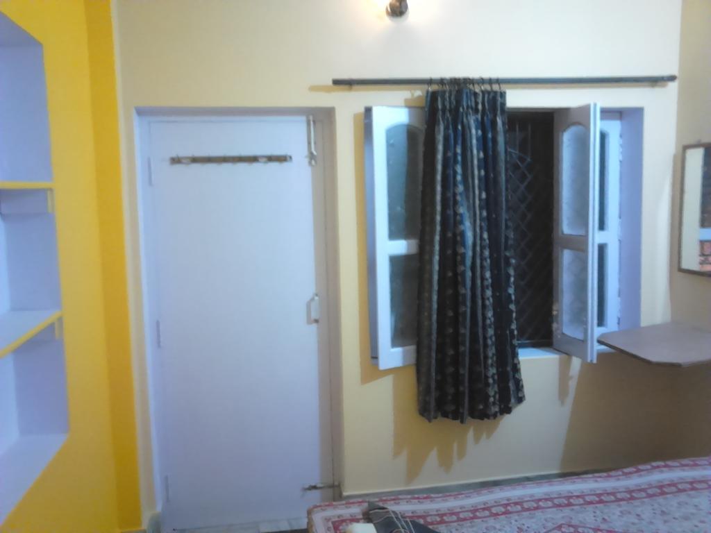 Leela Guest House Varanasi Værelse billede
