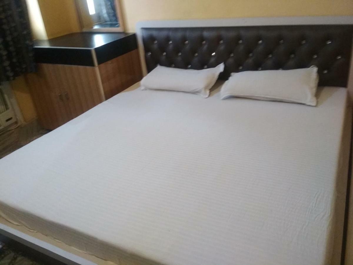 Leela Guest House Varanasi Eksteriør billede