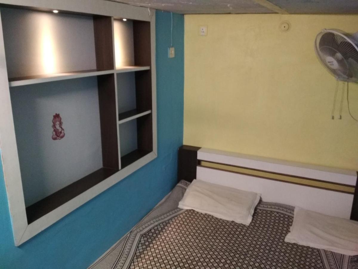 Leela Guest House Varanasi Eksteriør billede